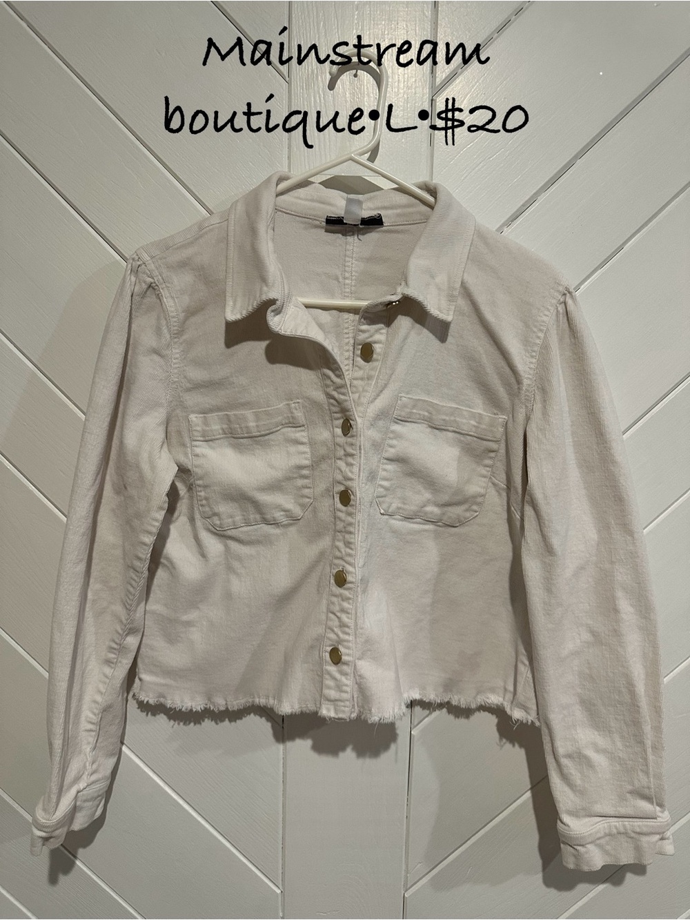 Mainstream Boutique White Button-Front Cropped Jacket